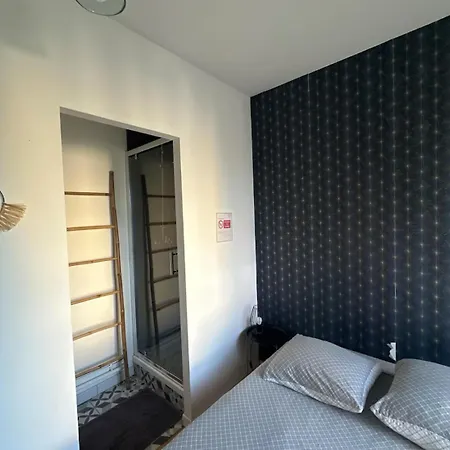 Simple Et Confortable Apartment *